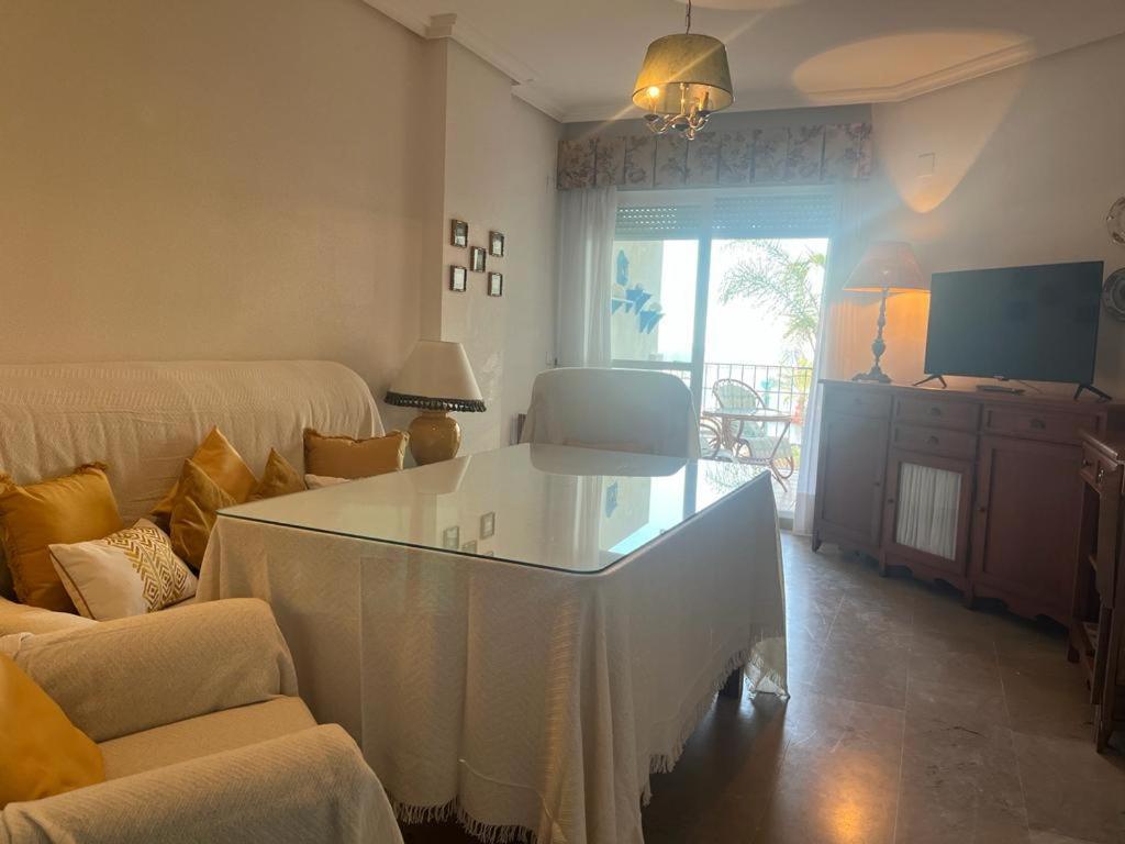 Lyrioshomes Precioso Apartamento Puerto De Estepona Dış mekan fotoğraf