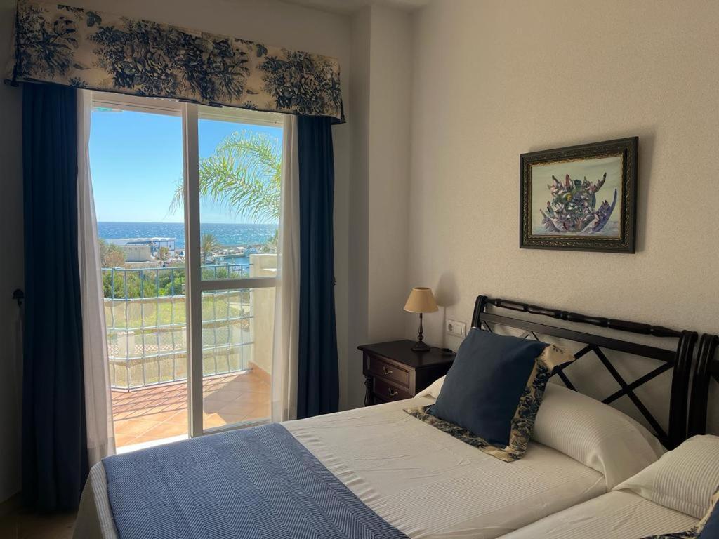 Lyrioshomes Precioso Apartamento Puerto De Estepona Dış mekan fotoğraf